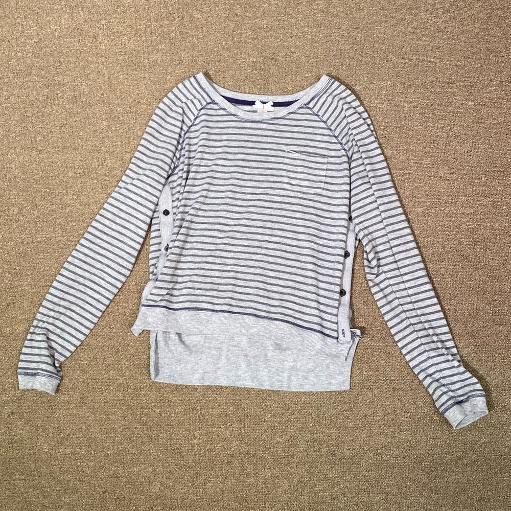 Long sleeve tee